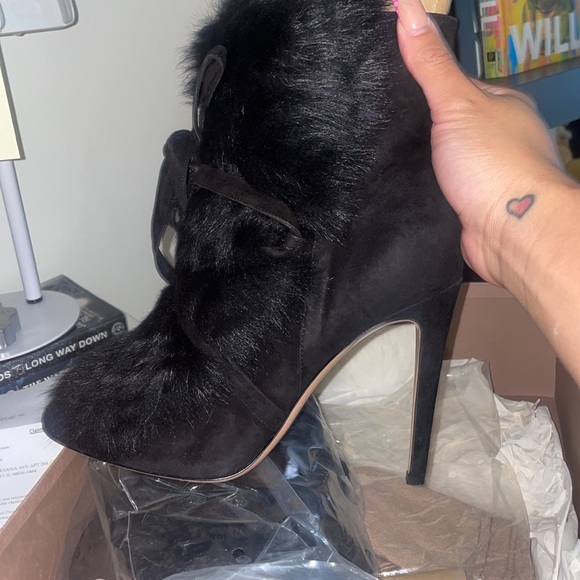 Gianvito Rossi - Picture 3 of 9